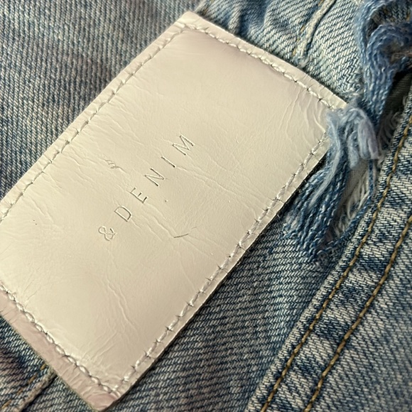 Ripped boyfriend jeans - Picture 3 of 5